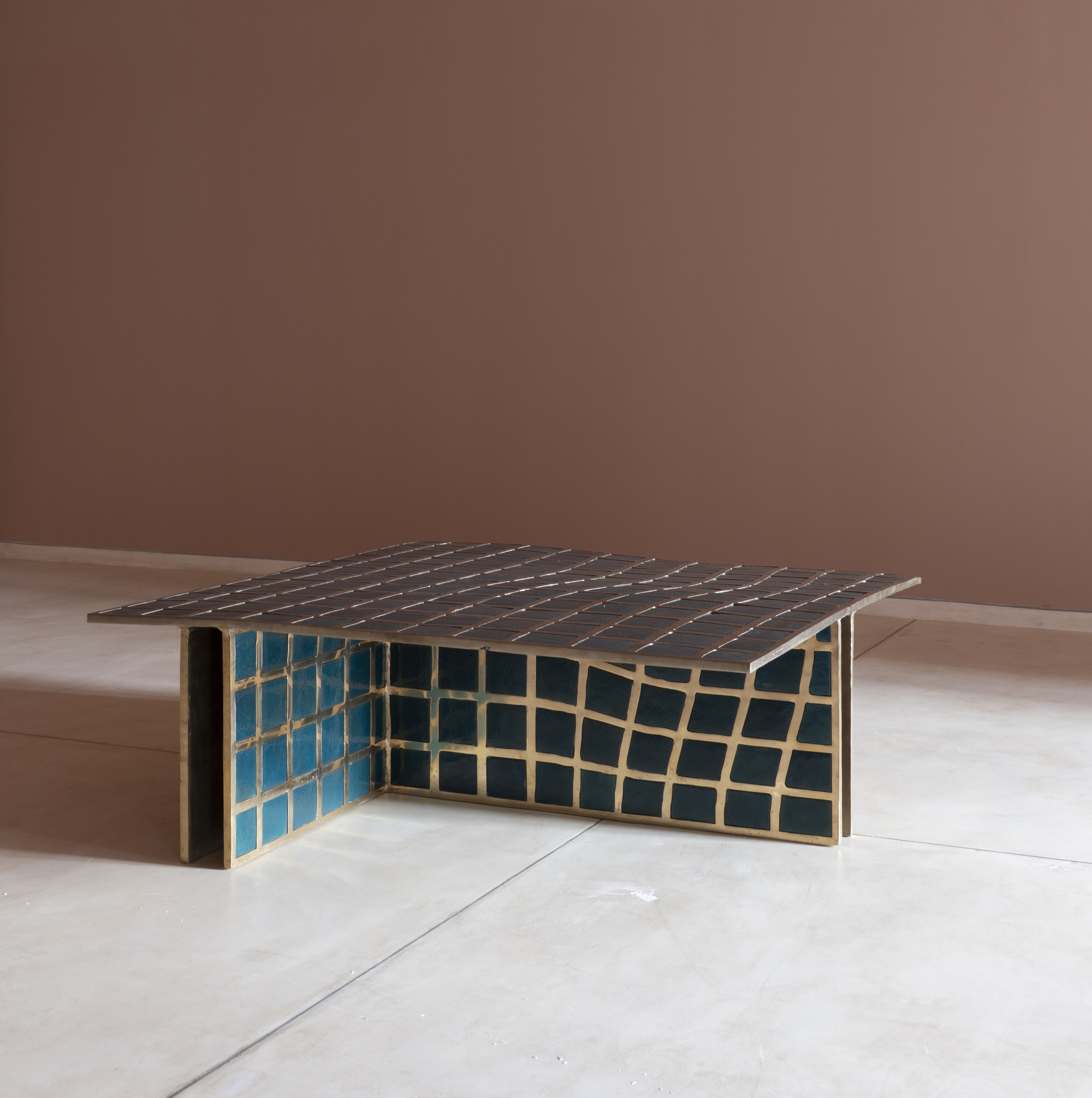 Lahar Coffee Table